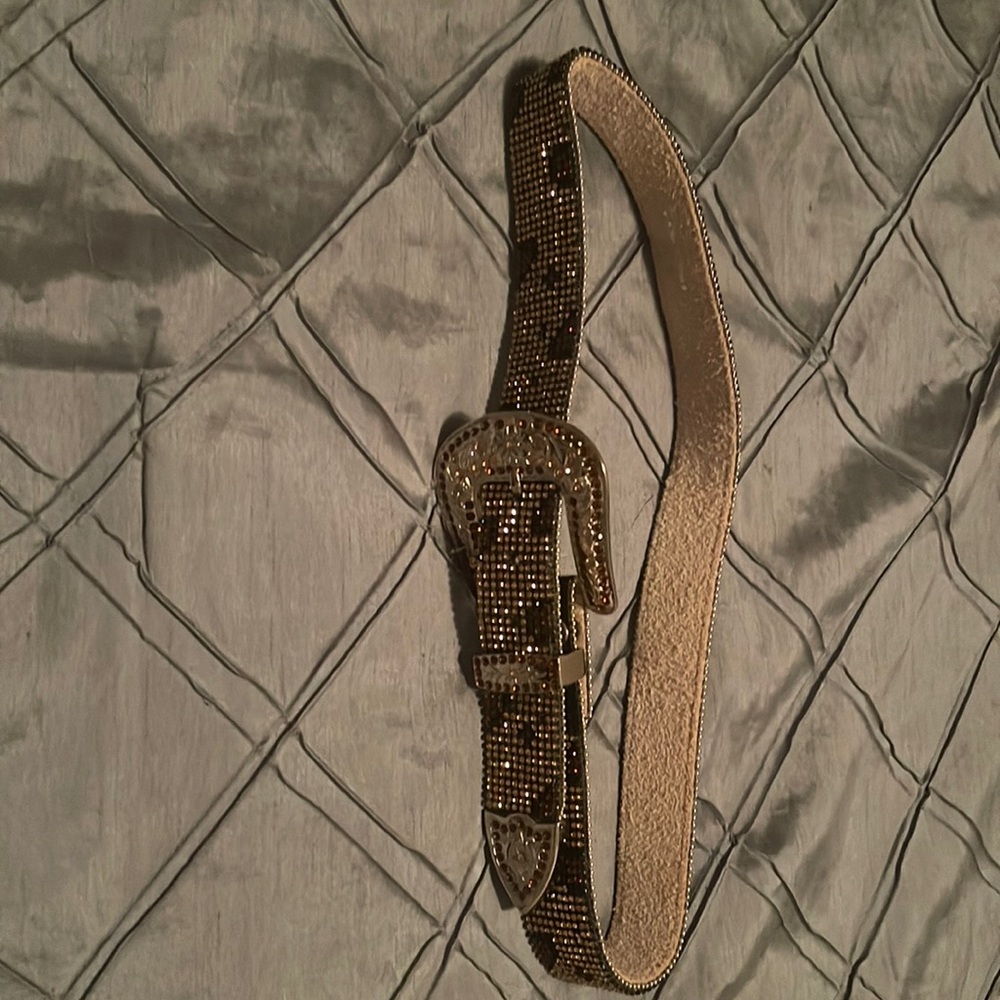 Leather Jaguar studded belt